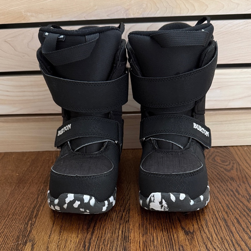 Burton Snowboard boots 13C Mini Grom Kids